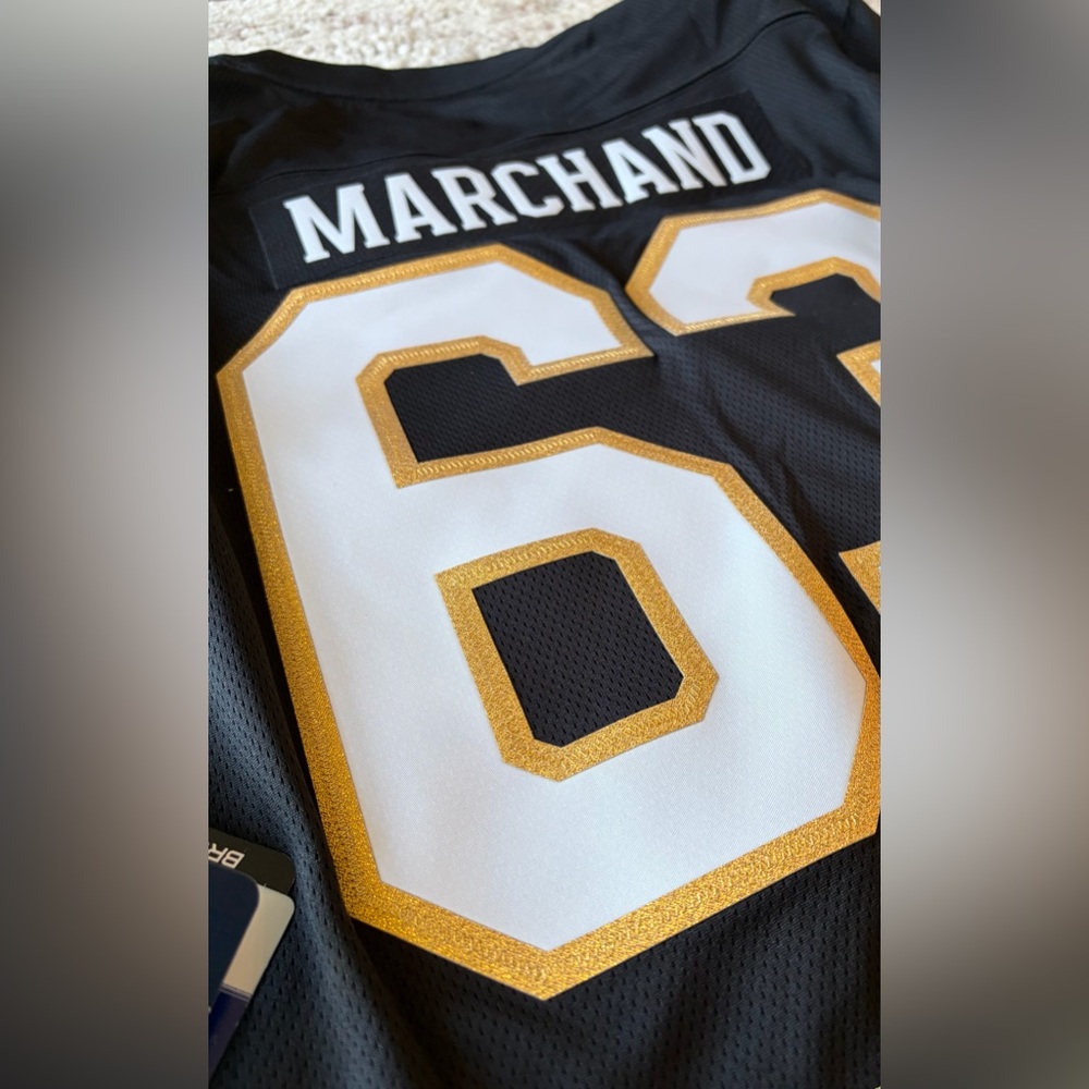 Fanatics Authentic Boston Bruins 100th Anniversary Marchand #63 Jersey Women’s M - Picture 5 of 6